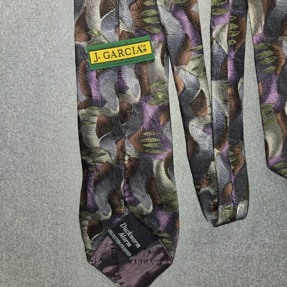 Vintage J Garcia Duckworm Alarm Collection Fourteen‎ Silk Necktie Purple Multi